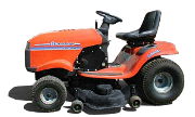 YTH180 1 Titolo Trattore